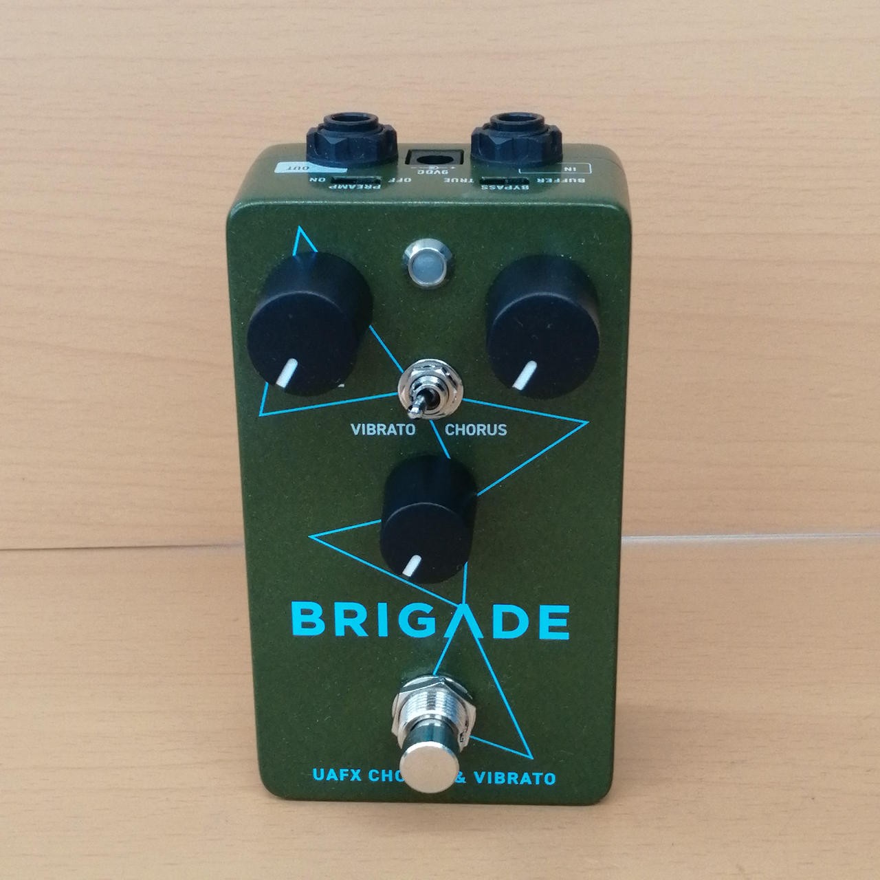 UAFX Brigade Effector Guitar Pedal Effects 1MΩ Input 500Ω Output Used