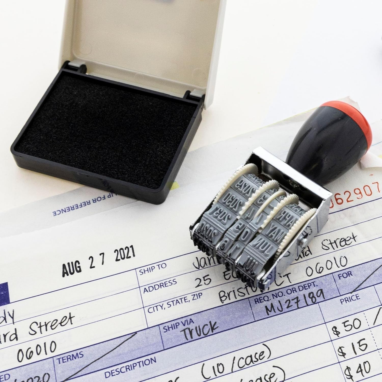 Date Stamp with Ink Pad 1 Count