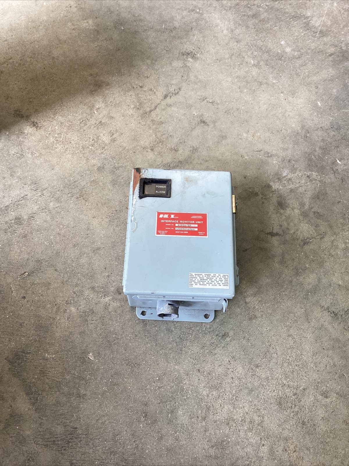 E-MON I-MON INTERFACE MONITOR Model 40410-1F. Serial #961210048R3.w/Hoffman EnC.