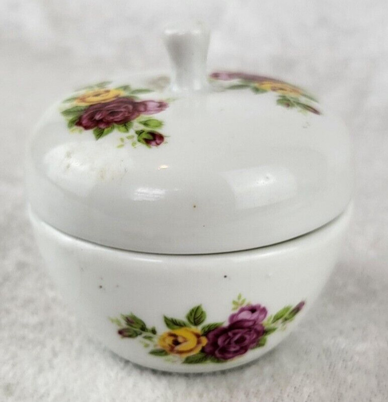 Small Round Porcelain Trinket Box Roses Flowers Excellent Condition