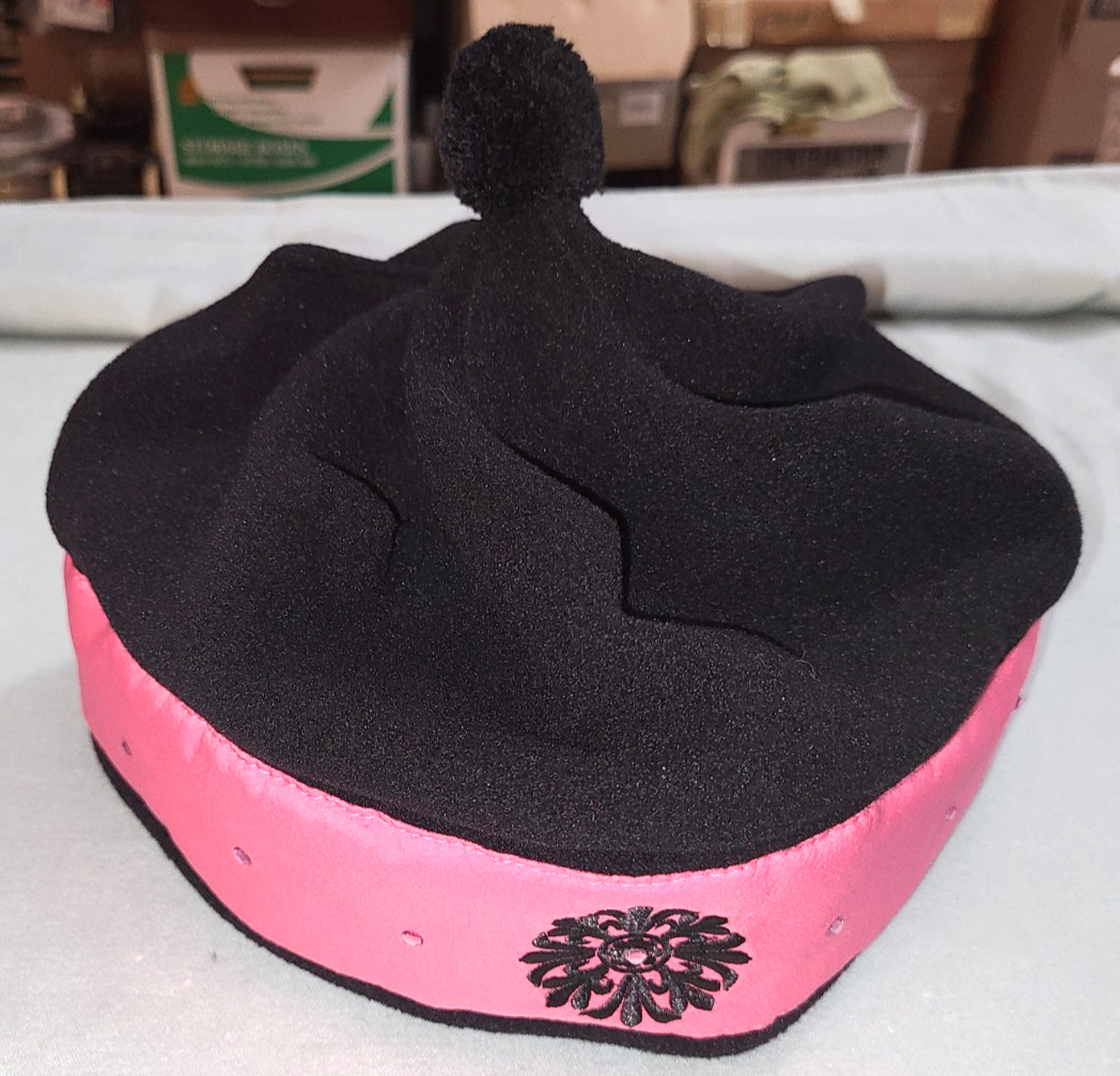 Nils Sportswear black fleece ski hat pink band embroidered snowflake rhinestones