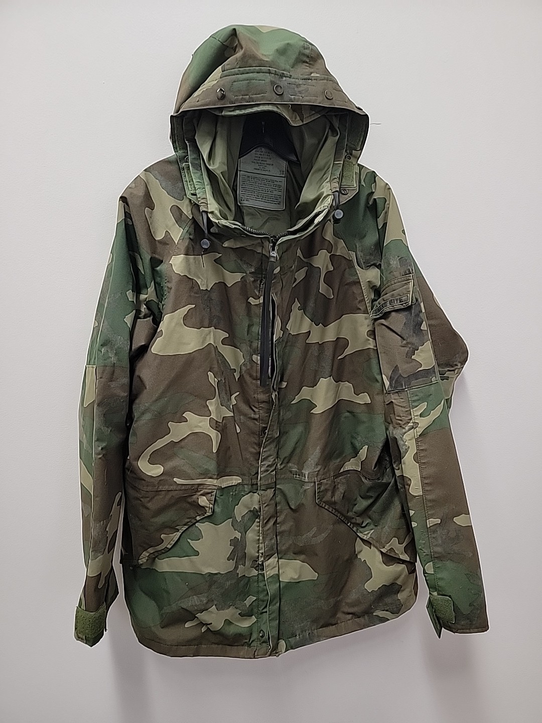 VINTAGE ARMY GORE-TEX WOODLAND PARKA JACKET Mens Large Long