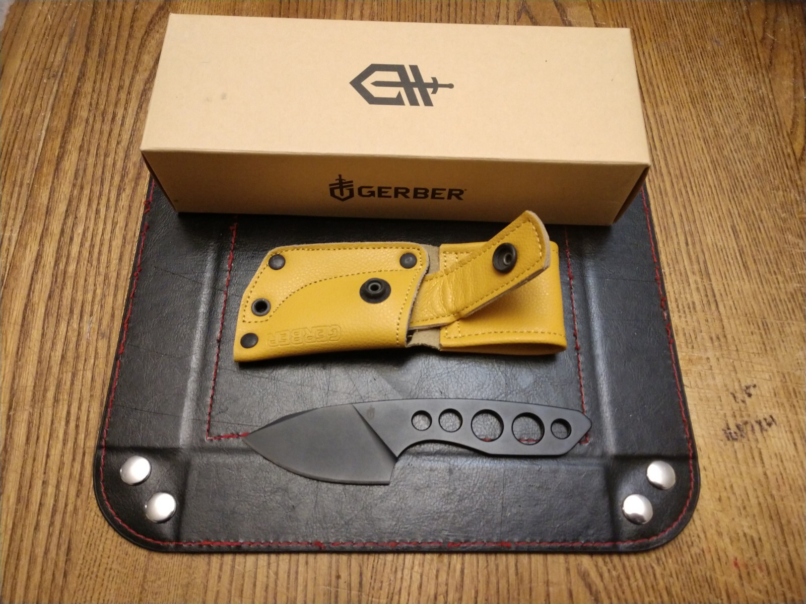 Gerber Dibs Fixed Blade Knife Leather Sheath 2.5" 440A SS Blade 2.2 OZ