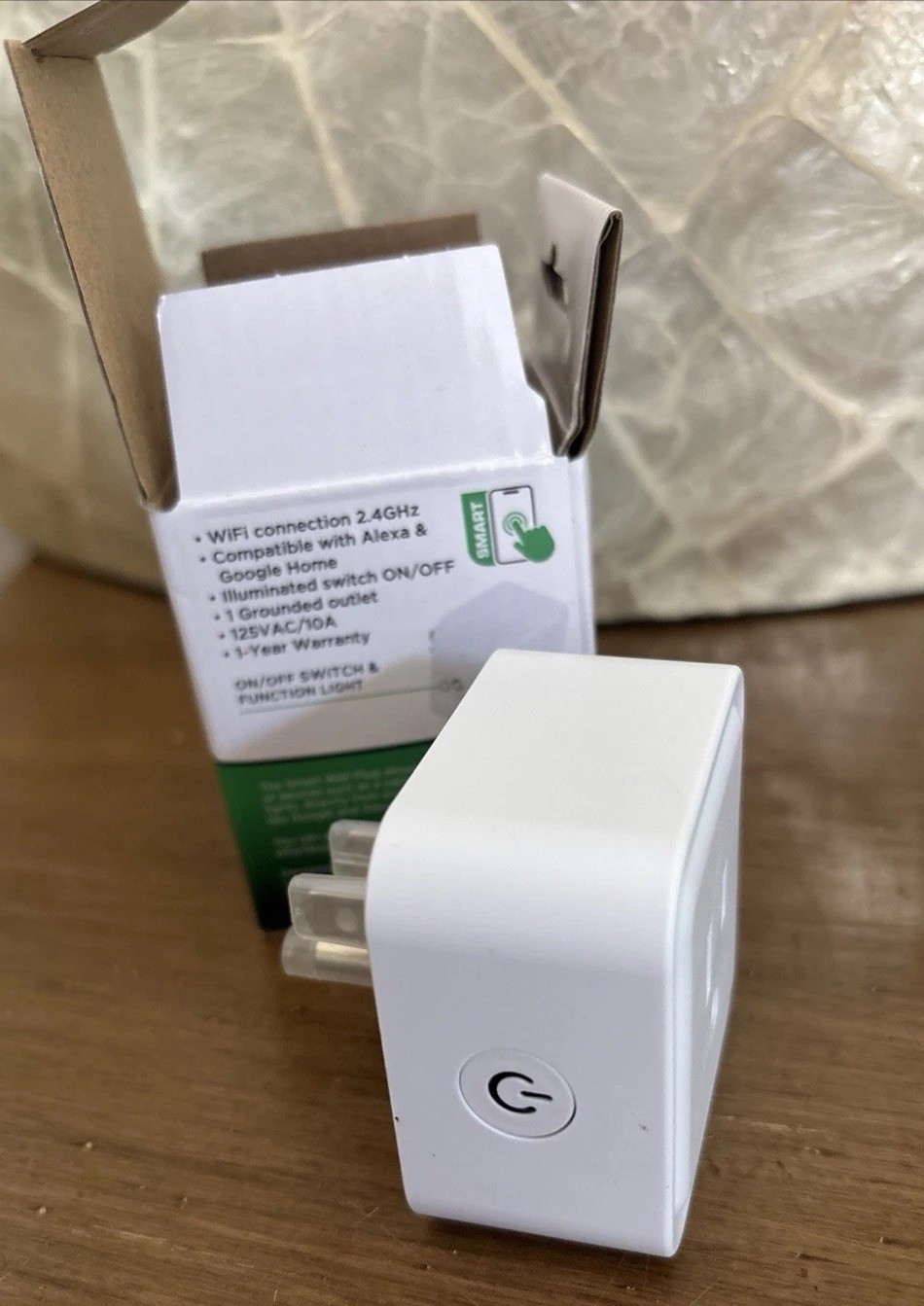 MaxLite WiFi Smart Wall Plug (Google and Alexa Compatible) NEW IN BOX