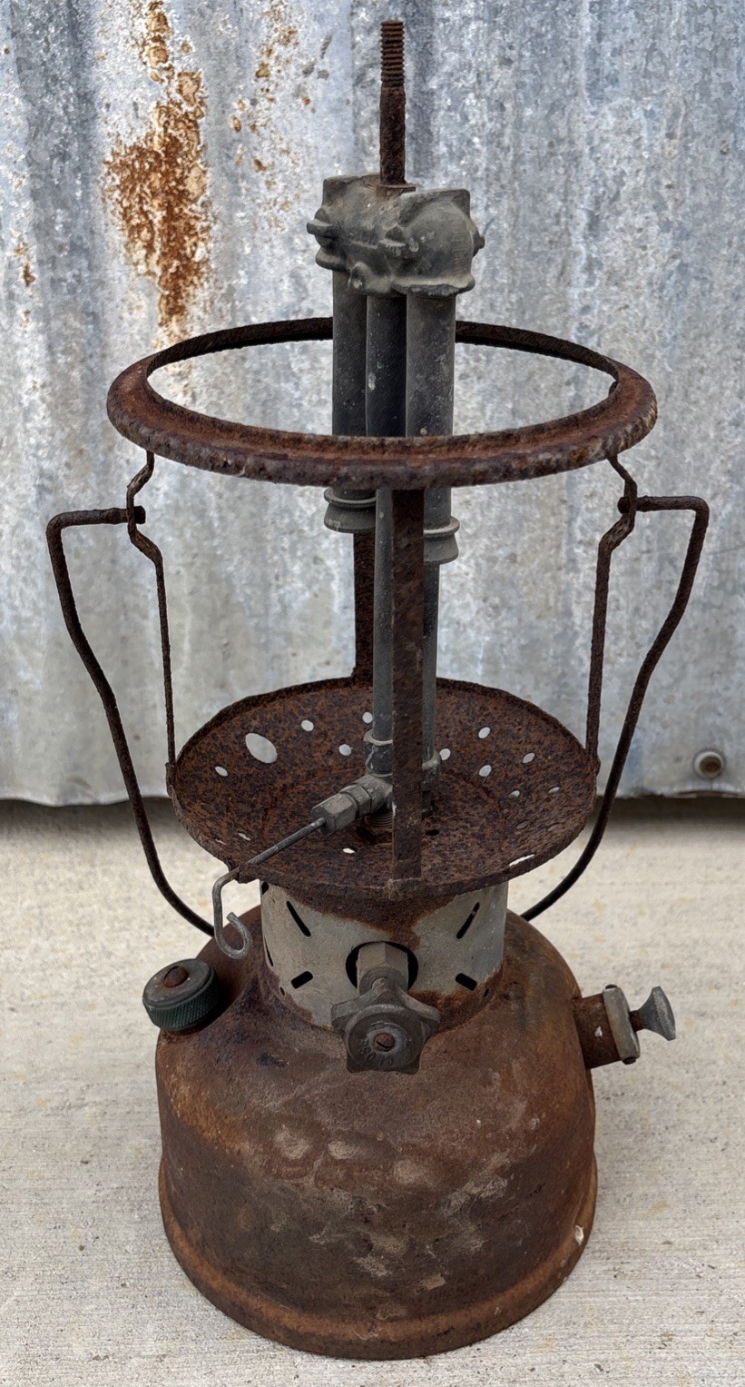 1959 Coleman Lantern 2 Mantel Burner- Parts- Not Working