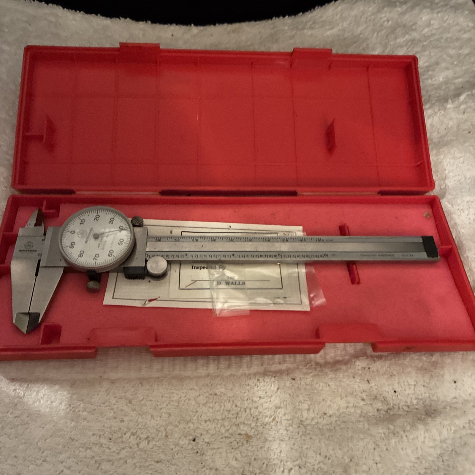 Mituyoto 505-637-50 Dial Caliper 6” w/Original Case w inspection and oil kit