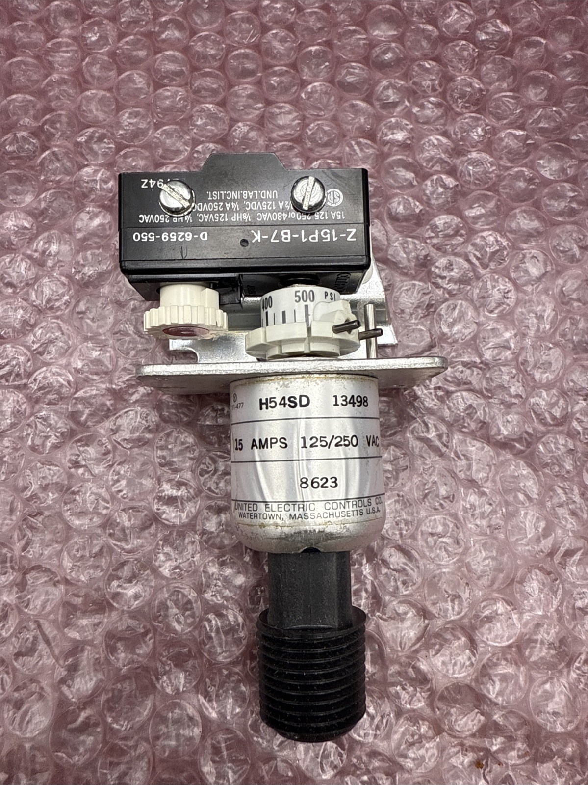 United Electric Controls H54SD 13498 Pressure Switch New Open Box