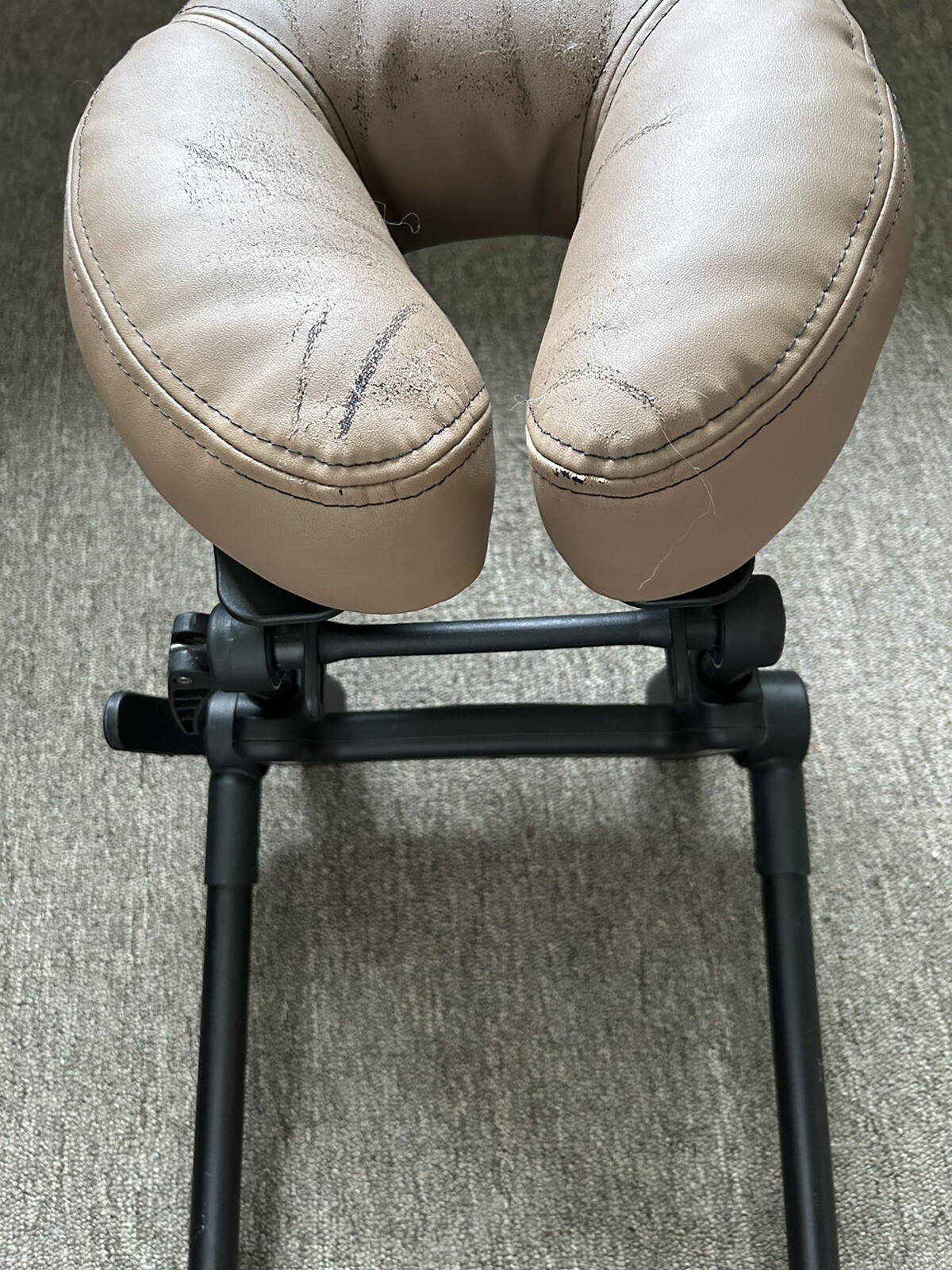 EARTHLITE Massage Table Face Cradle Deluxe Adjustable - Durable, Fully Adjustabl