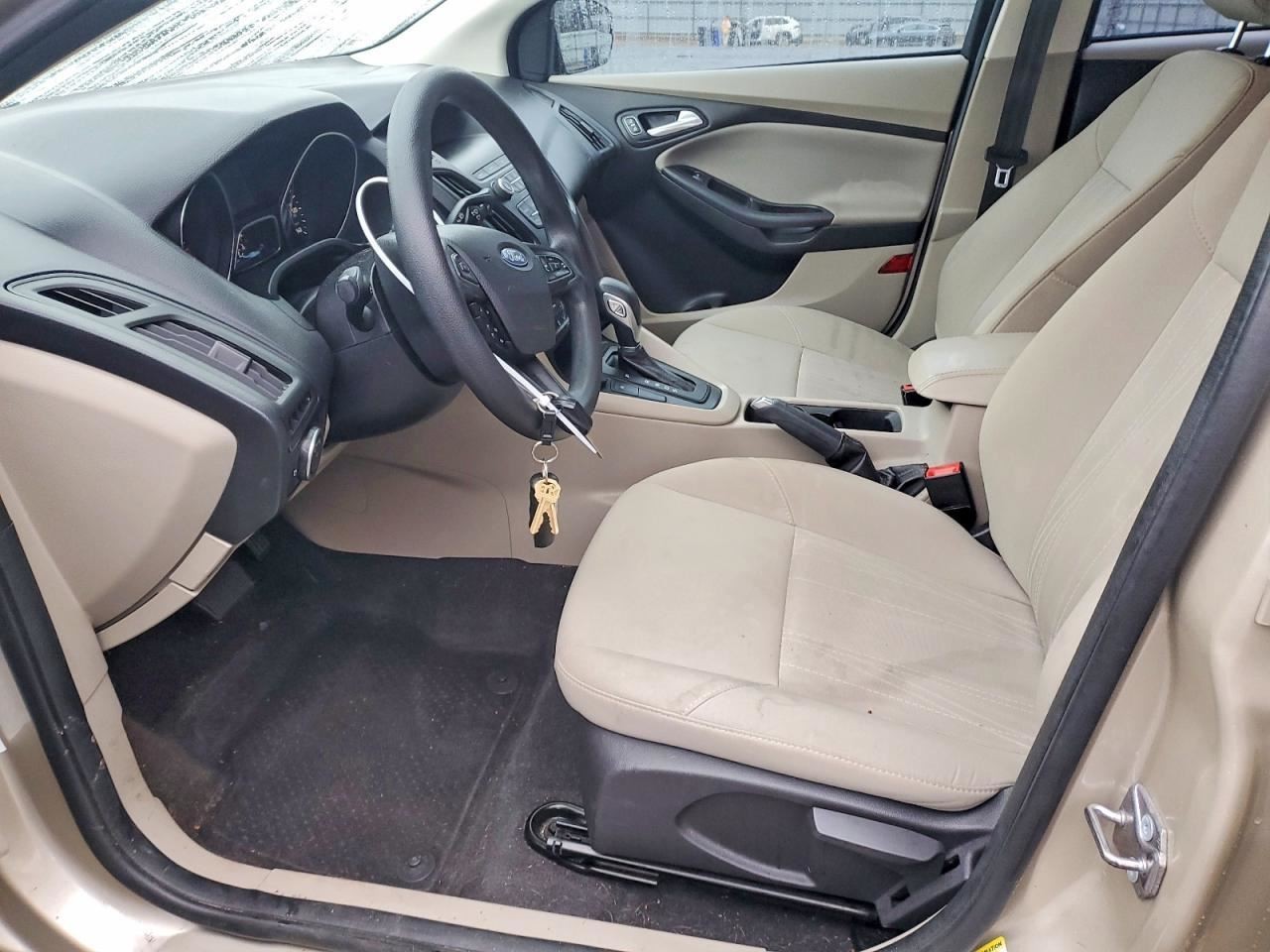 FOCUS 2018 Glove Box 5027623
