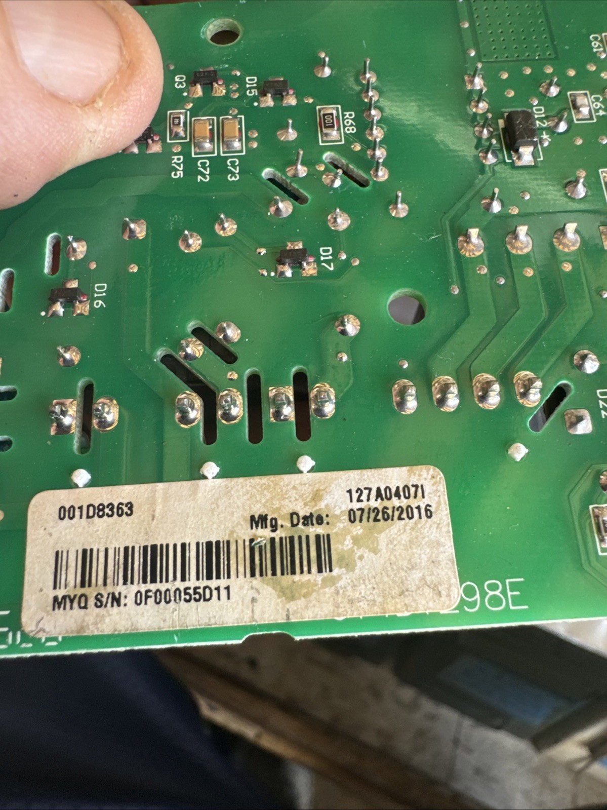 50DCBL5 7/26/2016 Chamberlain ￼Logic￼board Yellow learn button