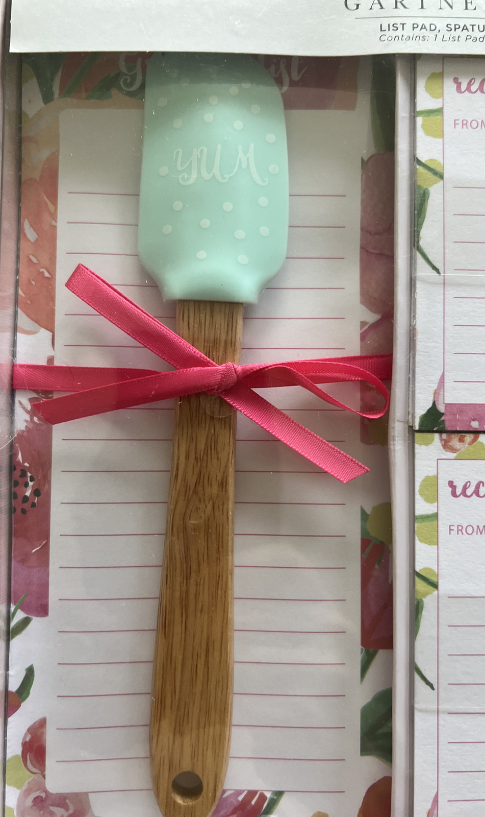 Gartner Studios List Pad, Green “yum” Spatula & Recipe Card Kit