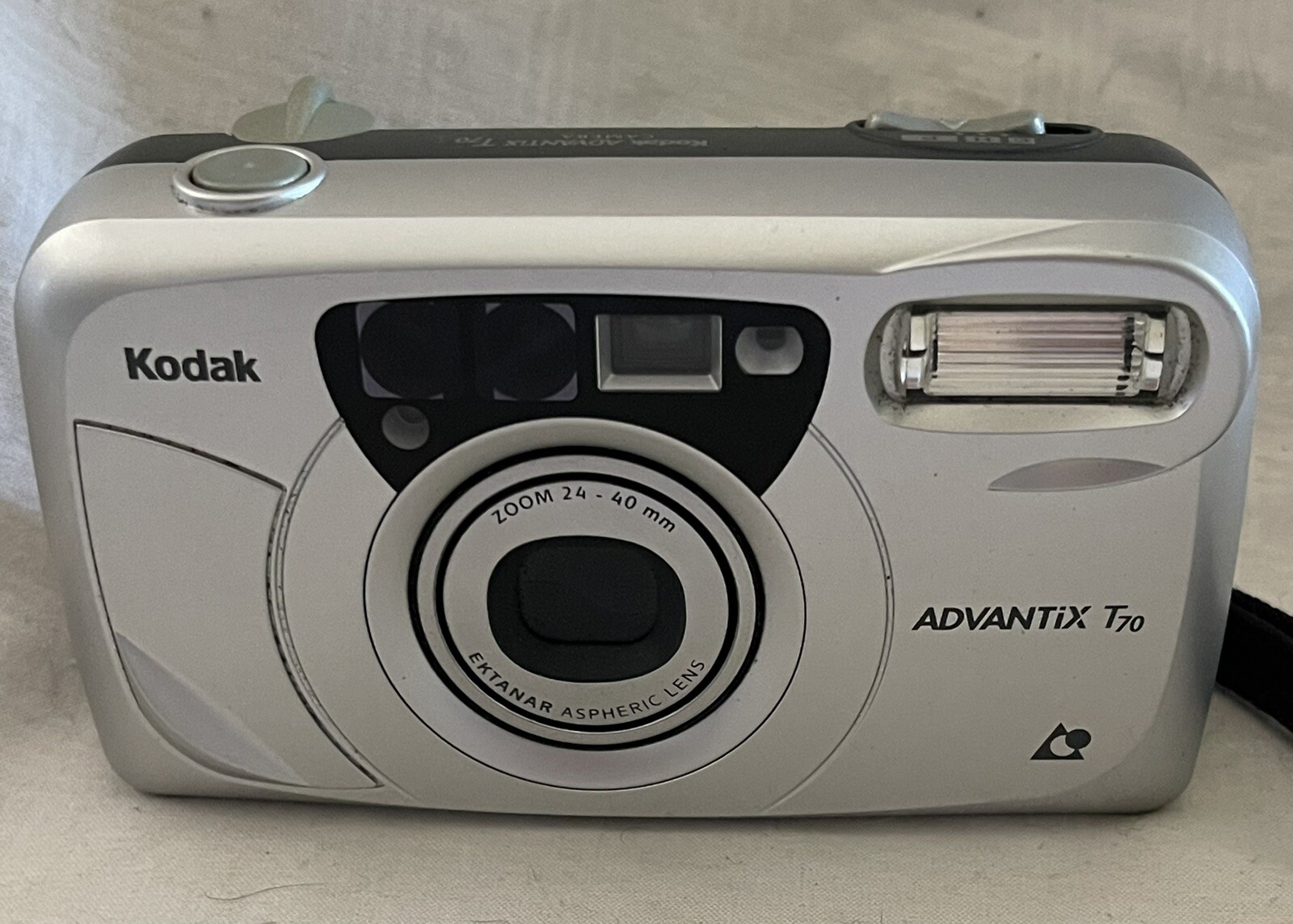 Kodak Advantix T70 APS Point & Shoot Film Camera Untested Great Condition