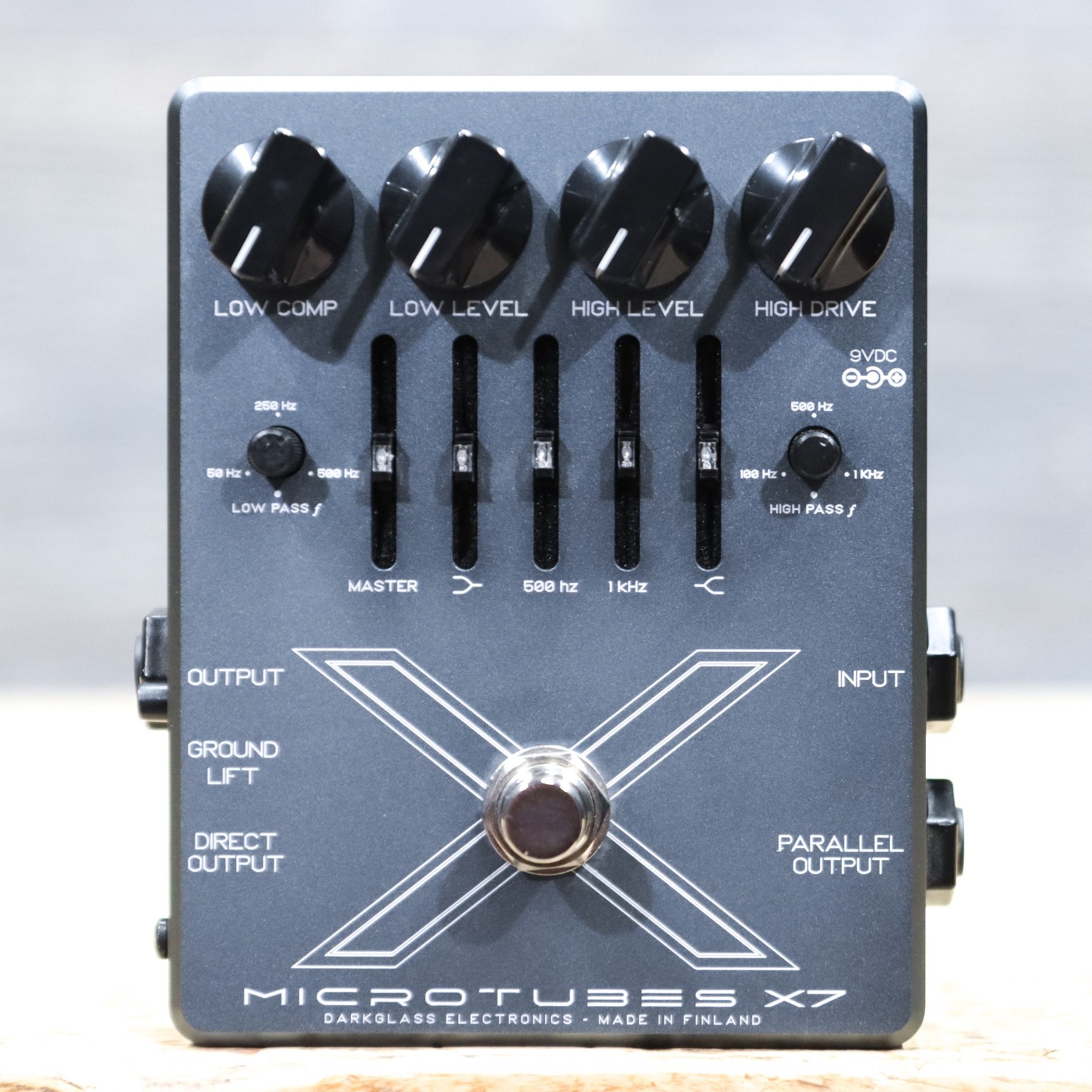 Darkglass Electronics Microtubes X7 Graphic EQ Bass Drive/Preamp Effect Pedal