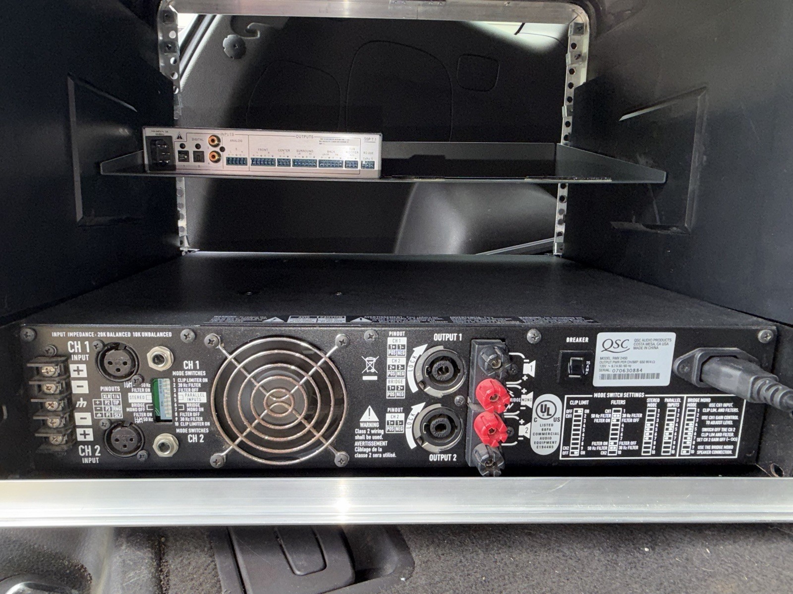 QSC RMX 2450 Power Amplifier + Extron SSP 7.1 Processor w/ SKB Rack Case