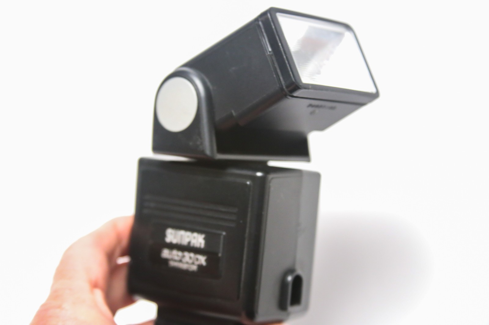 SUNPAK Auto 30DX Thyristor Flash Unit with MX-2D Minolta/Leica Interface Module