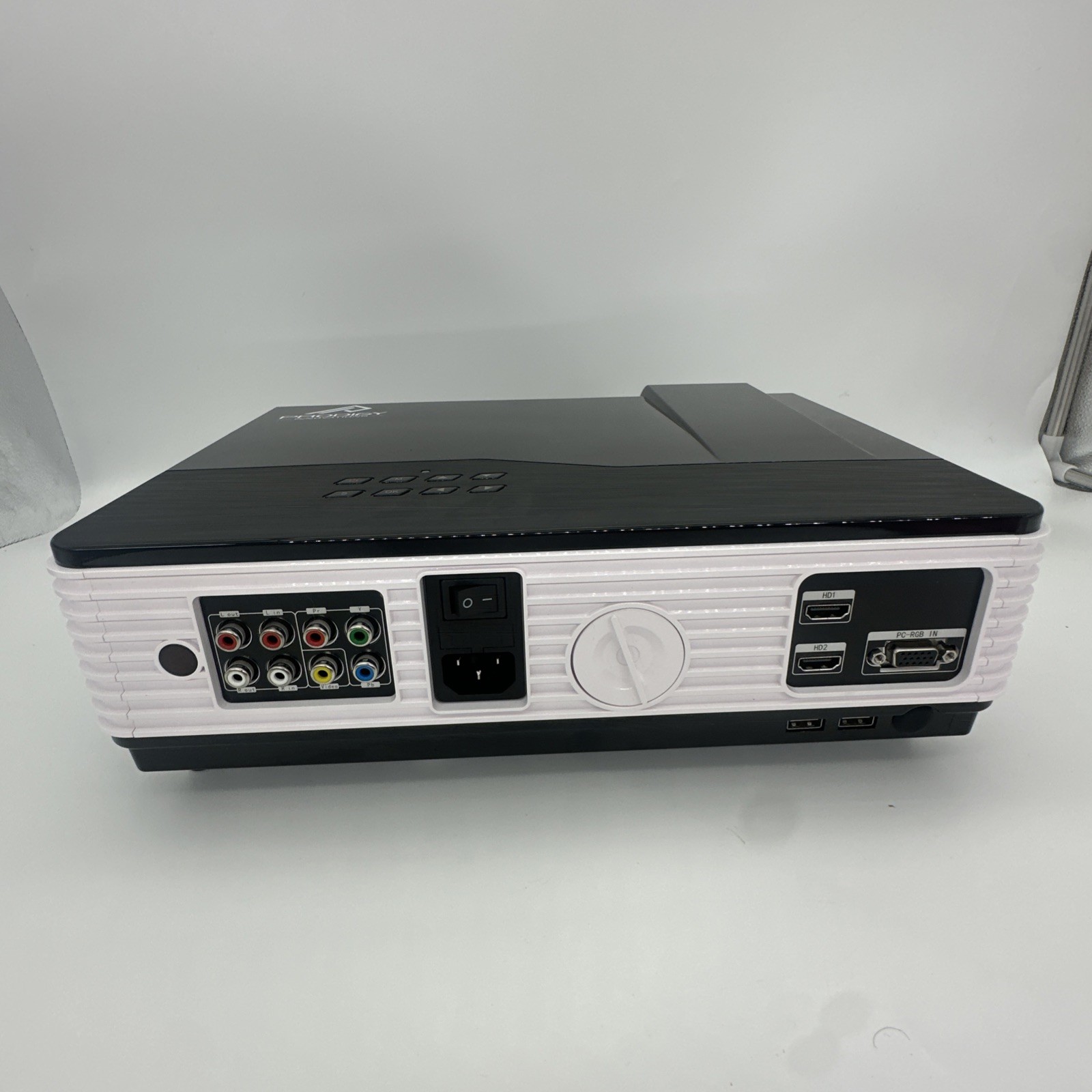 PRODIGY INNOVATIONS HD Series LR-22 Projector 3D Ready Complete