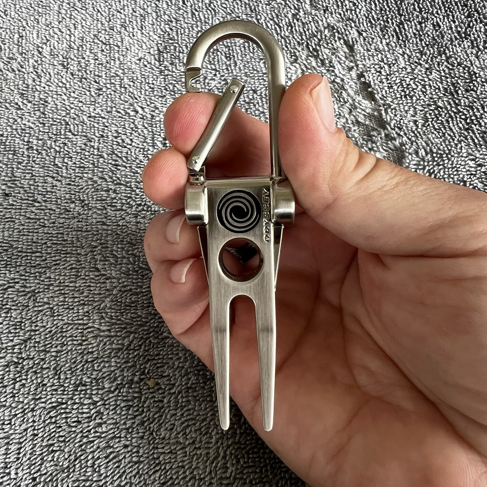 Odyssey Golf Japan Divot Tool With Carabiner Silver NIP Two Ball Putter From US