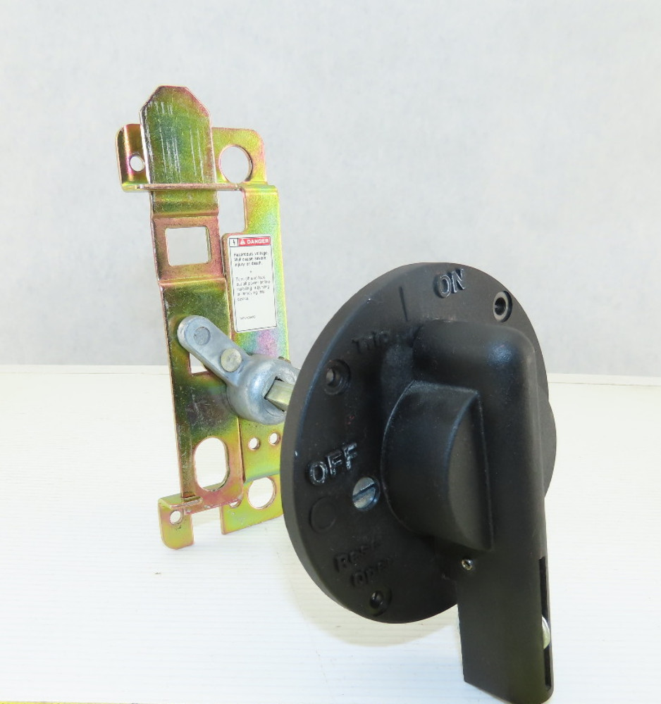 Siemens ITE ED4 Circuit Breaker Operator Mechanism W/CRHOH Rotary Handle
