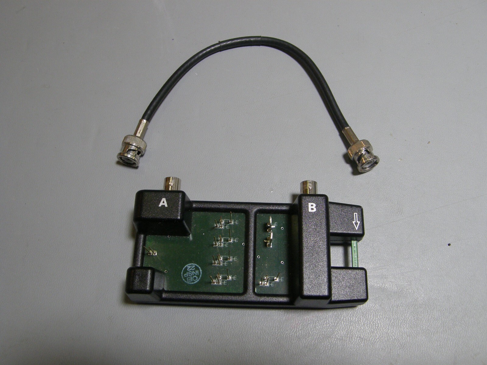 TEKTRONIX 067-0405-00 CAL/DESKEW FIXTURE WITH CABLE 012-0208-00, 50Ω