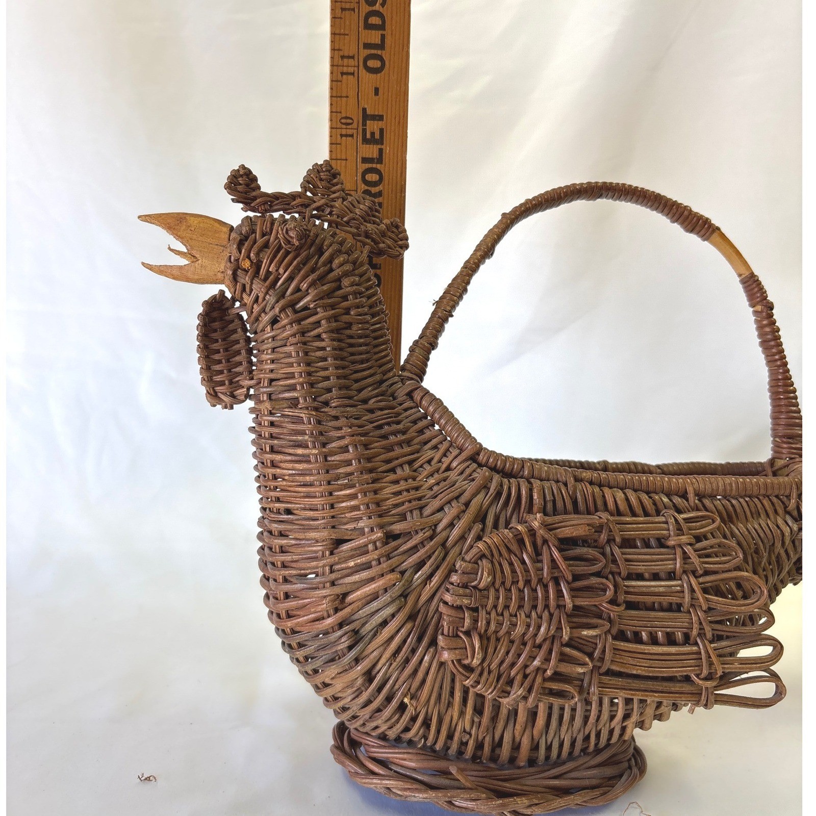 Vintage Wicker Rooster Basket Woven Rattan Chicken Farmhouse Decor Brown