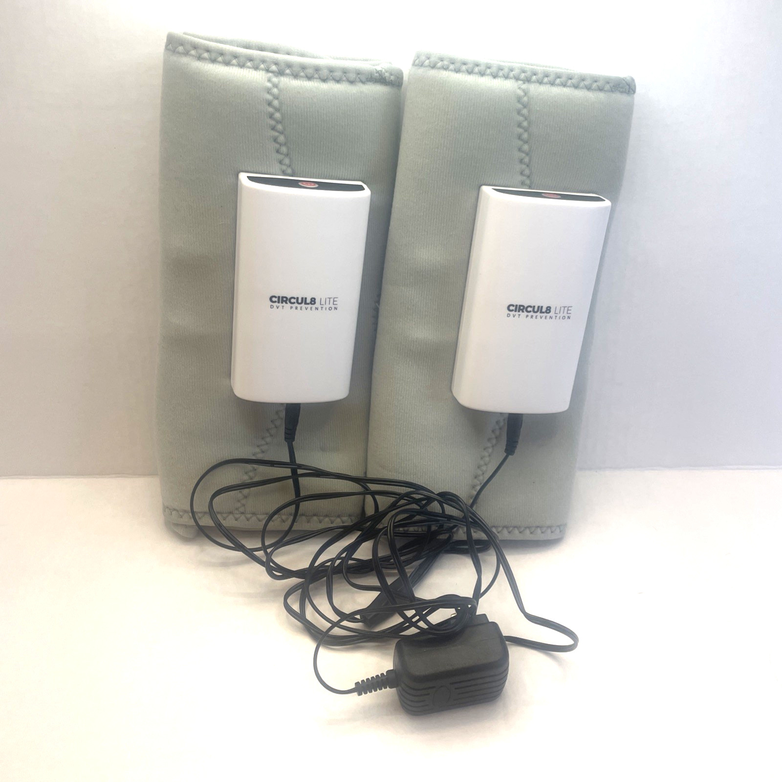 Circul8 Lite DVT Prevention Vascular Therapy System Portable Rechargeable Tested
