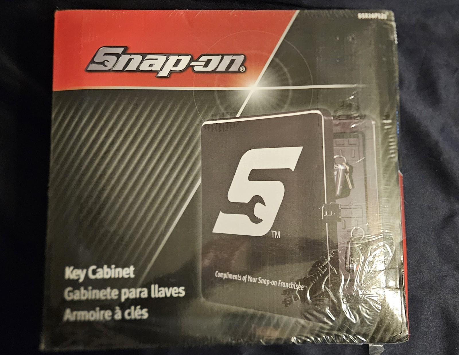 Snap On Tools Steel Locking Key Cabinet New Sealed NIB Snapon SSX16P121 Snap-On