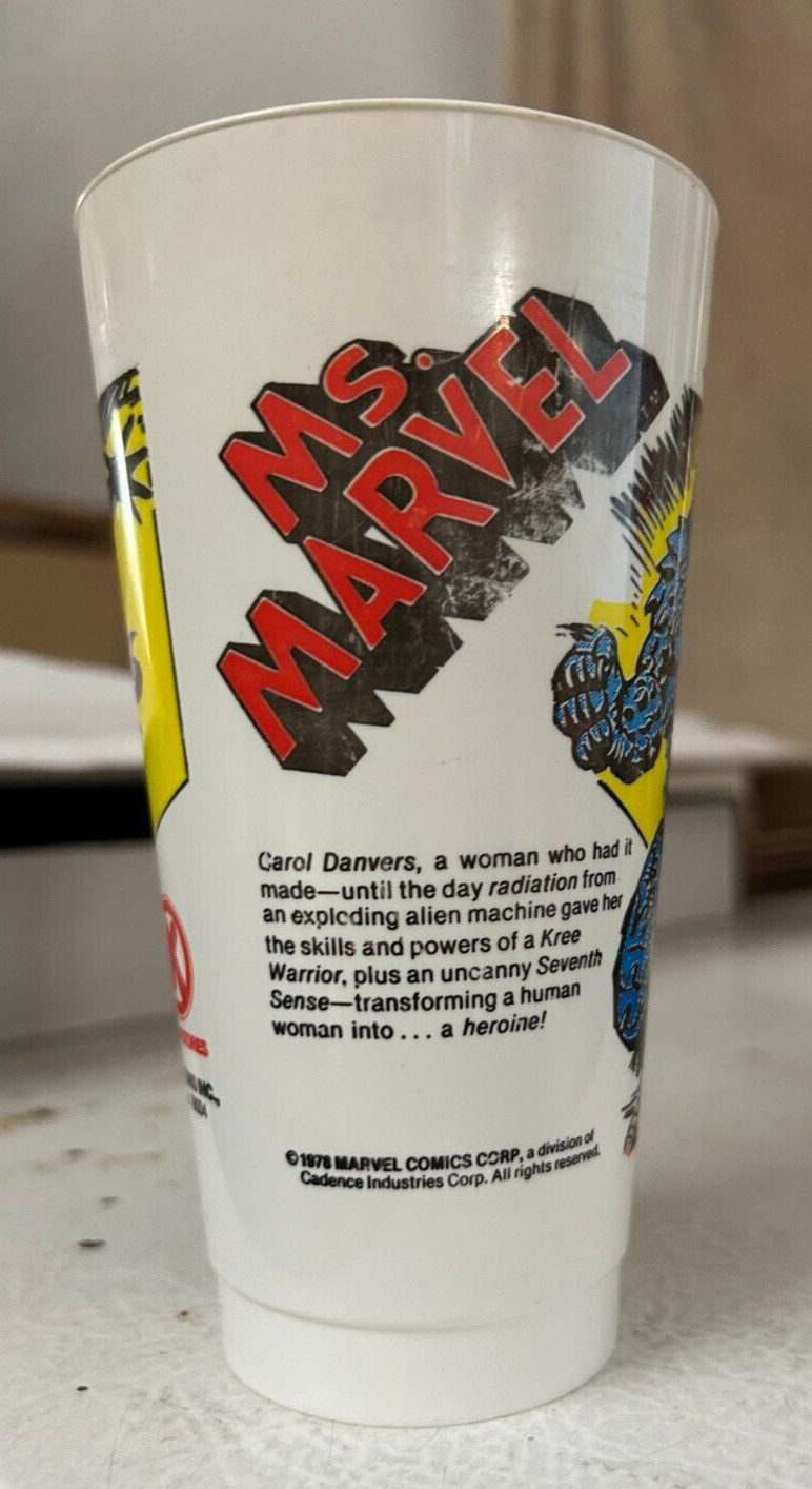 MS. MARVEL Marvel Super Heroes ICEE CUP 1978 Circle K