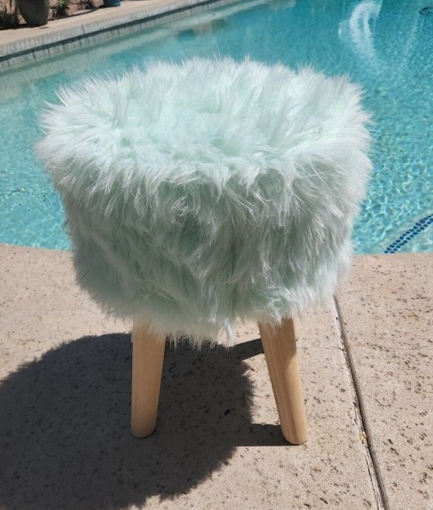 Mongolian Faux Fur Ottoman Stool◇Mint/Aqua/Green◇Wooden Legs◇Sturdy◇BRAND NEW