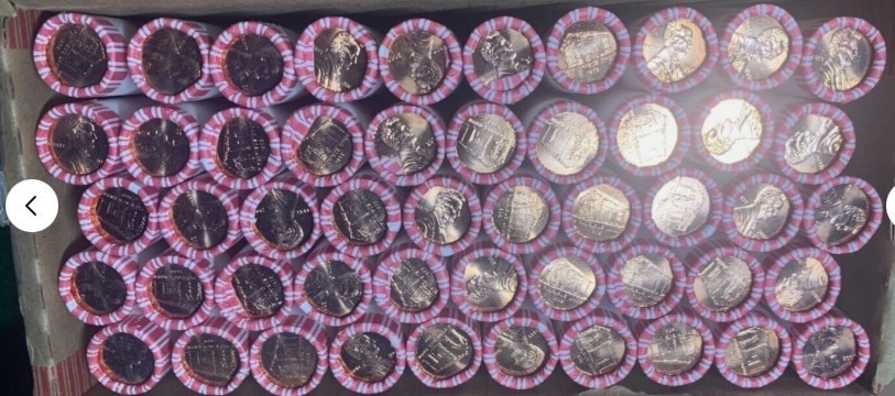 No boxes left 2009 D Lincoln cent BOX 50 rolls LOG CABIN plus 2025 P penny roll
