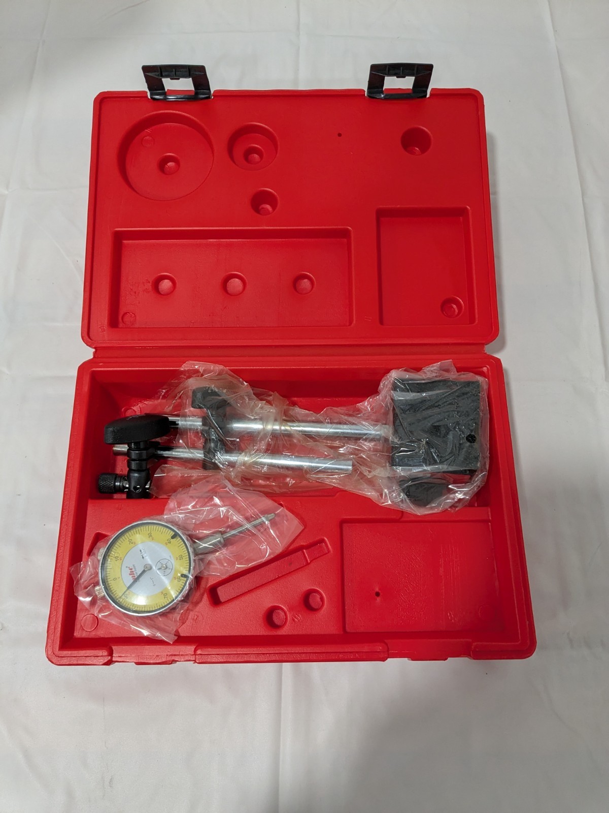 MHC Dial Indicator & Base Kit: 55.0000 mm Base Length, 63.000 mm Height 135-