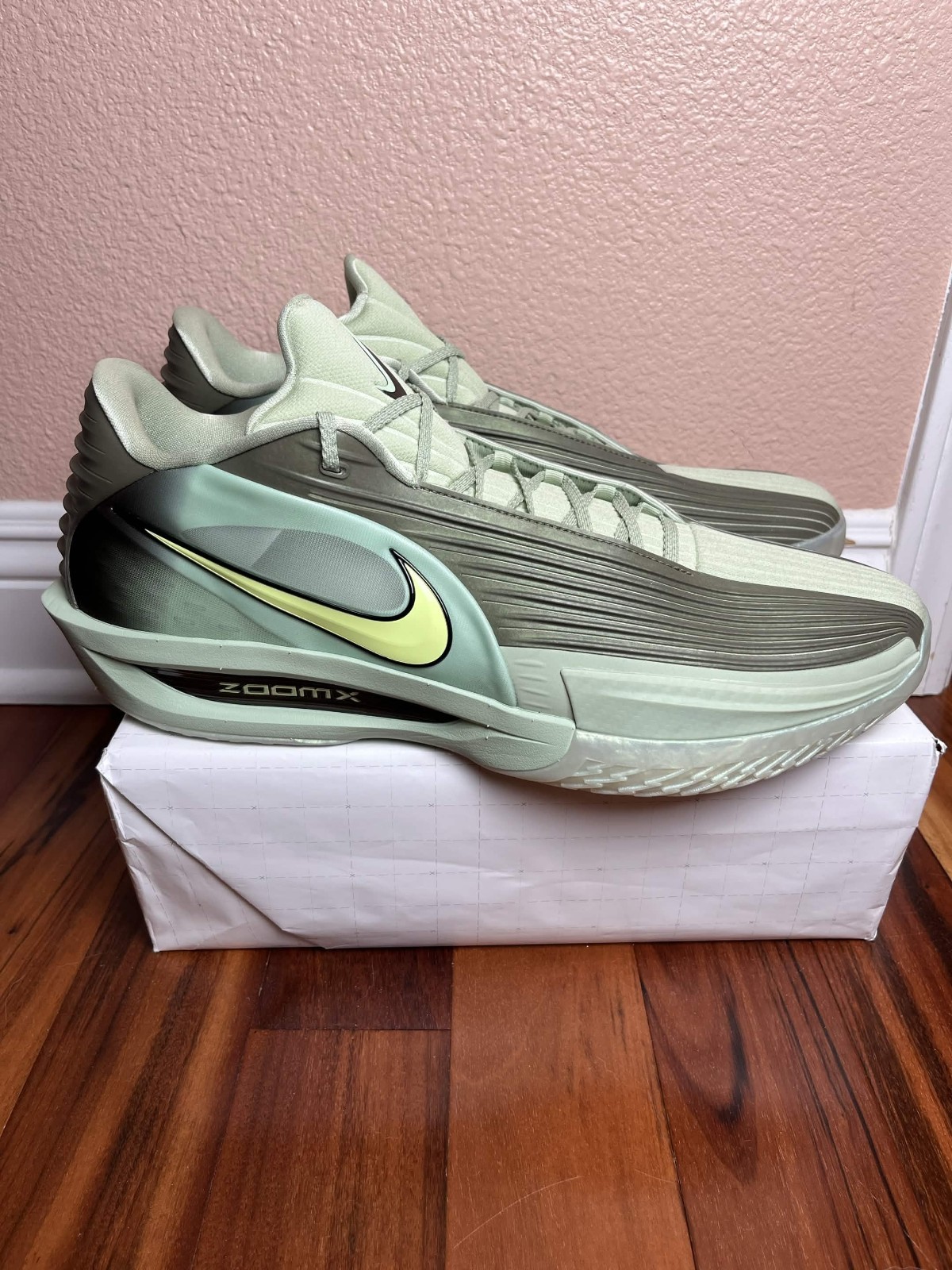 Nike Air Zoom GT Cut 3 Turbo Size 17 Basketball Shoes Honeydew Volt HV9918-300