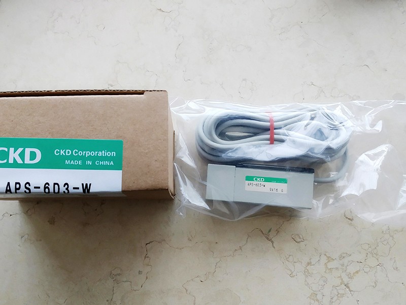 1PC CKD APS-6D3-W Pressure Switch Sensor New Quality Assurance Fast delivery