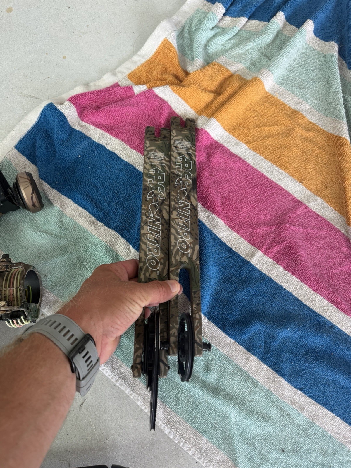 pse compound bow right hand