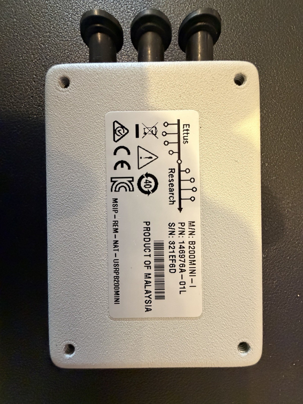 Ettus Research USRP B200 Mini-1