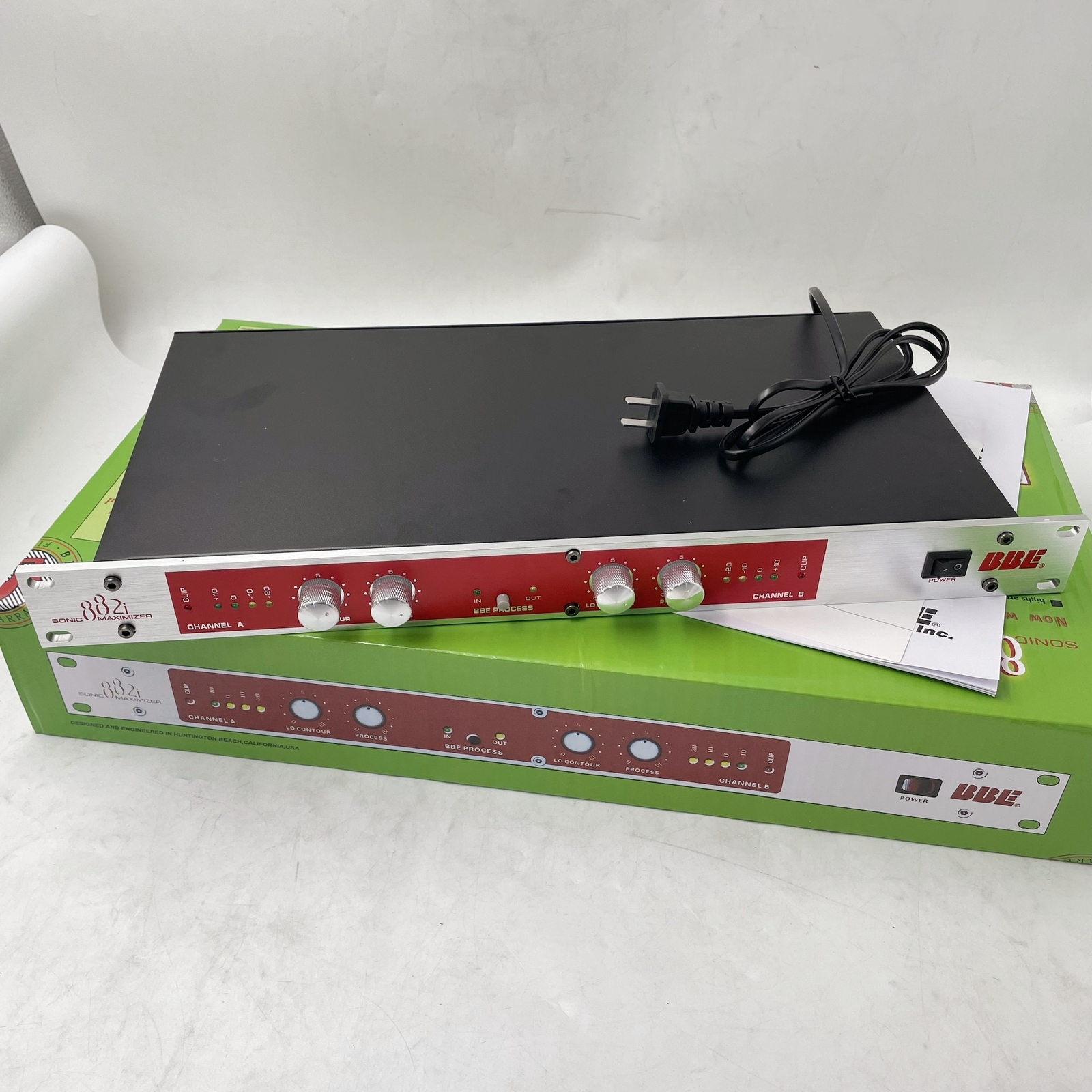 NEW 882i BBE Sonic Maximizer Rackmount Unit 1U With 1PCS XLR Cables