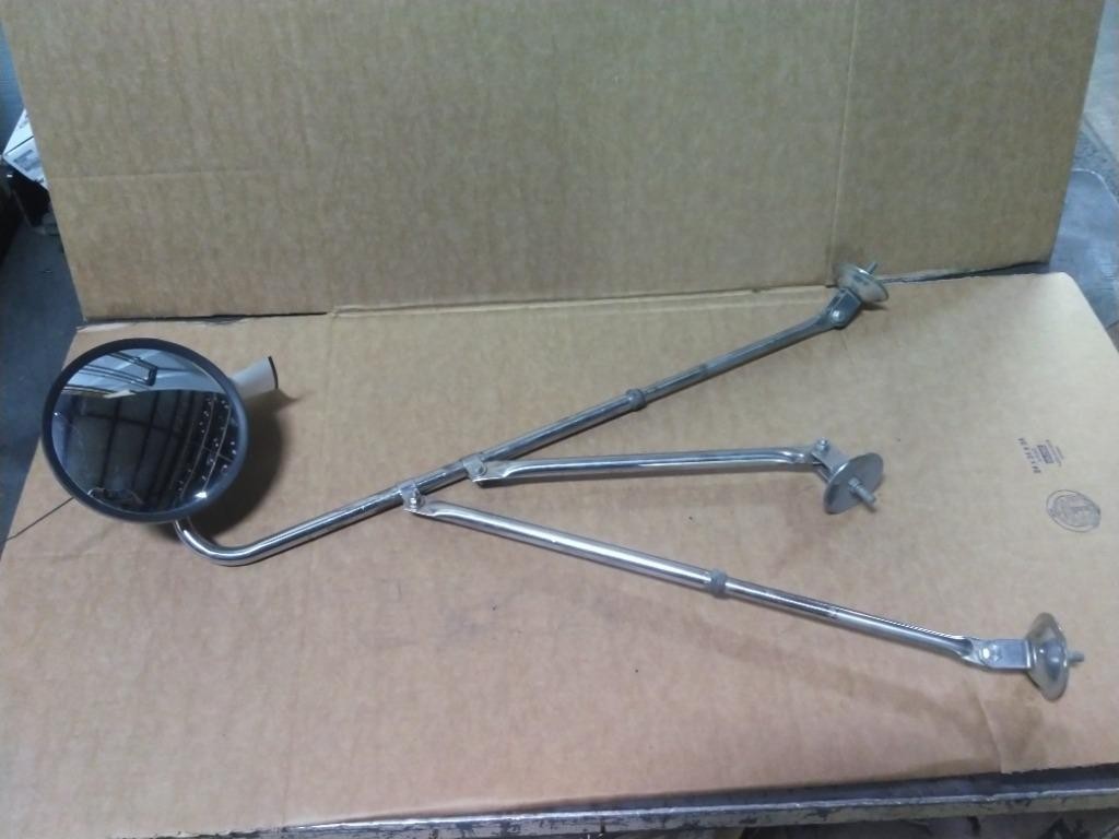 For 2011 VOLVO VNL FENDER/HOOD MIRROR Right ,  IL