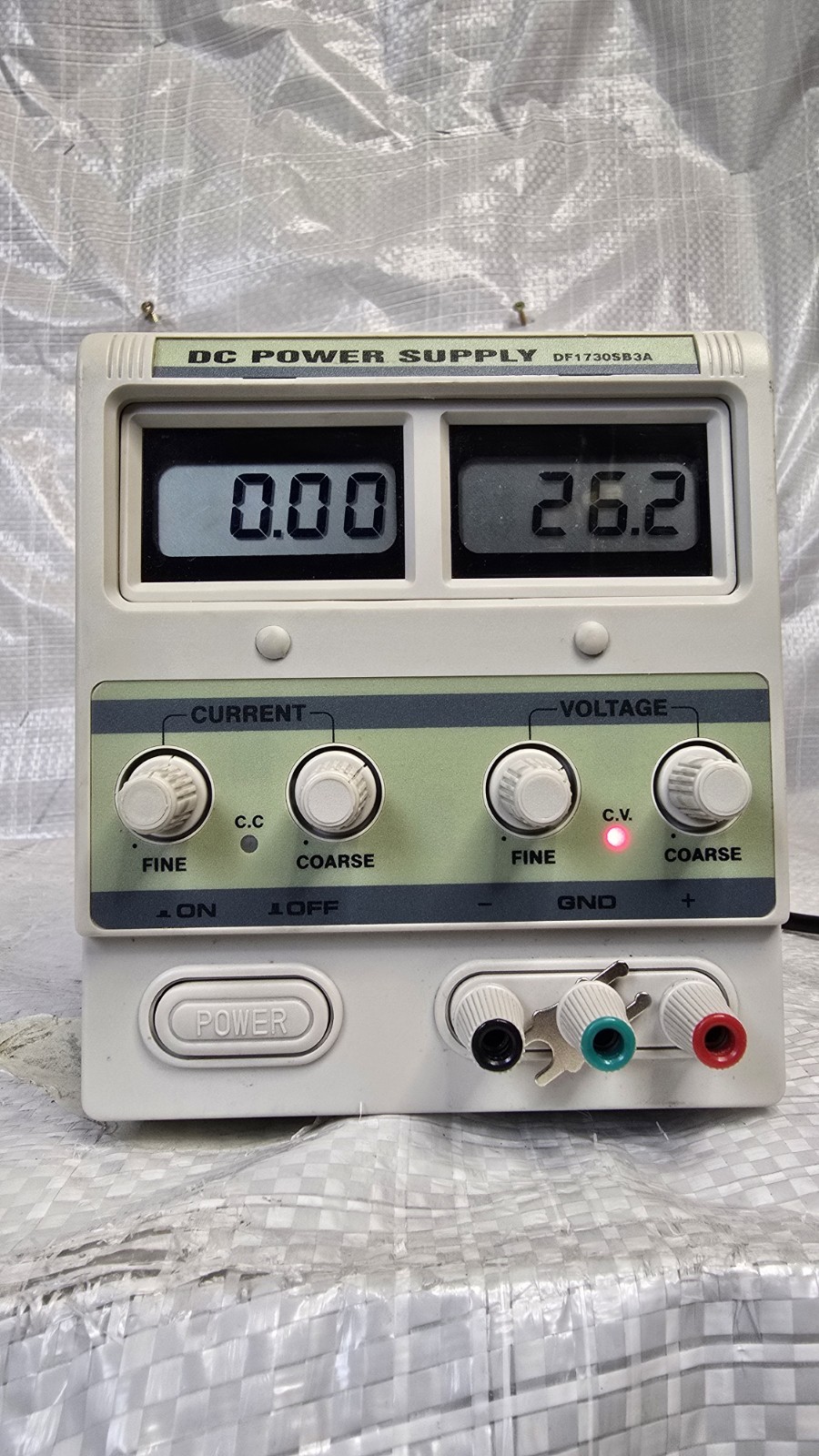 DC Power Supply. Laboratory Power Supply DF1730SB3A