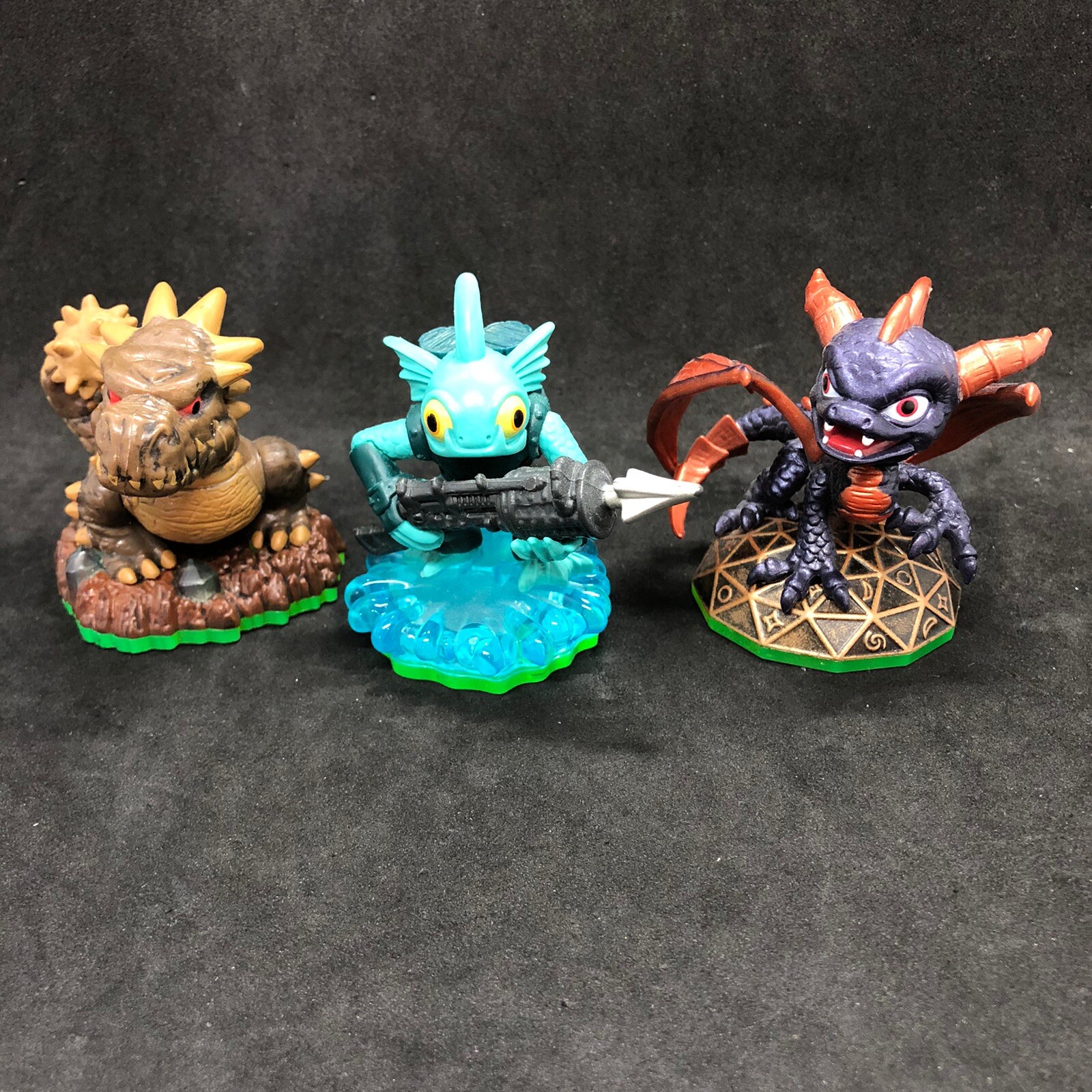 Skylanders Spyros Adventure  Gill Grunt  Bash  Spyro  Activision Lot Of (3)