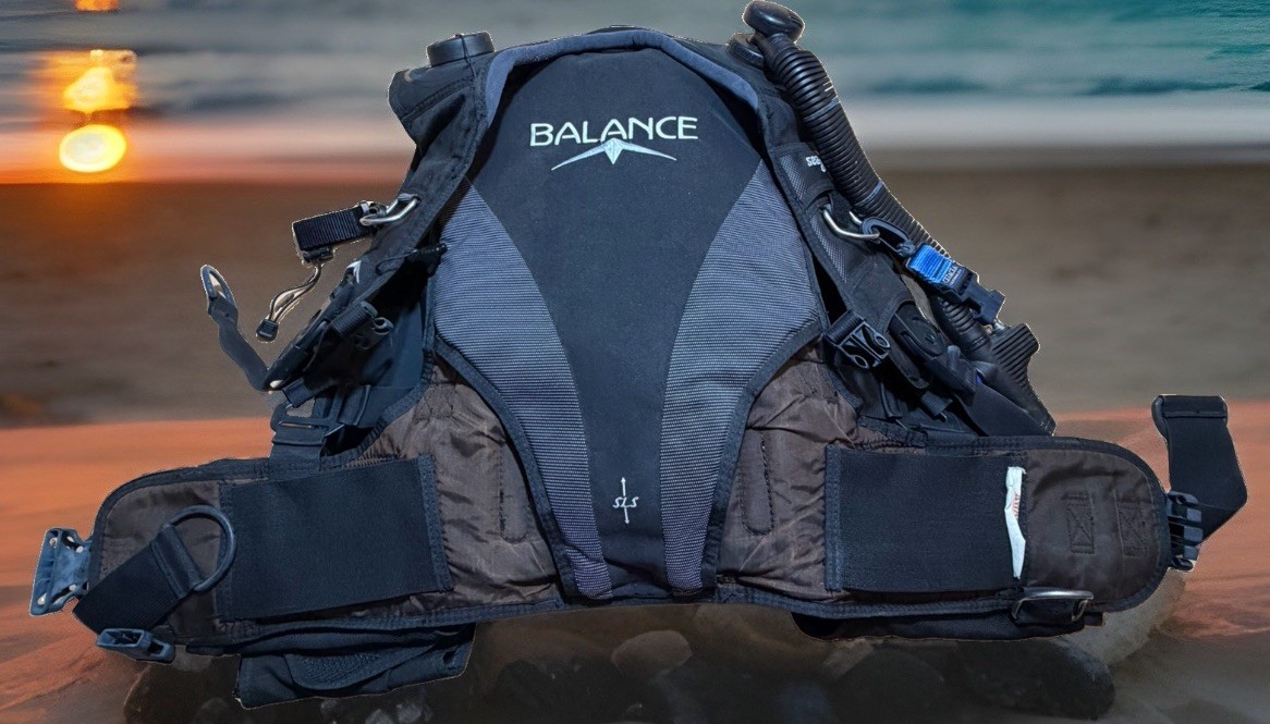 SeaQuest Balance BCD Aqua Lung Scuba Medium Dive Diver Diving Back Plate