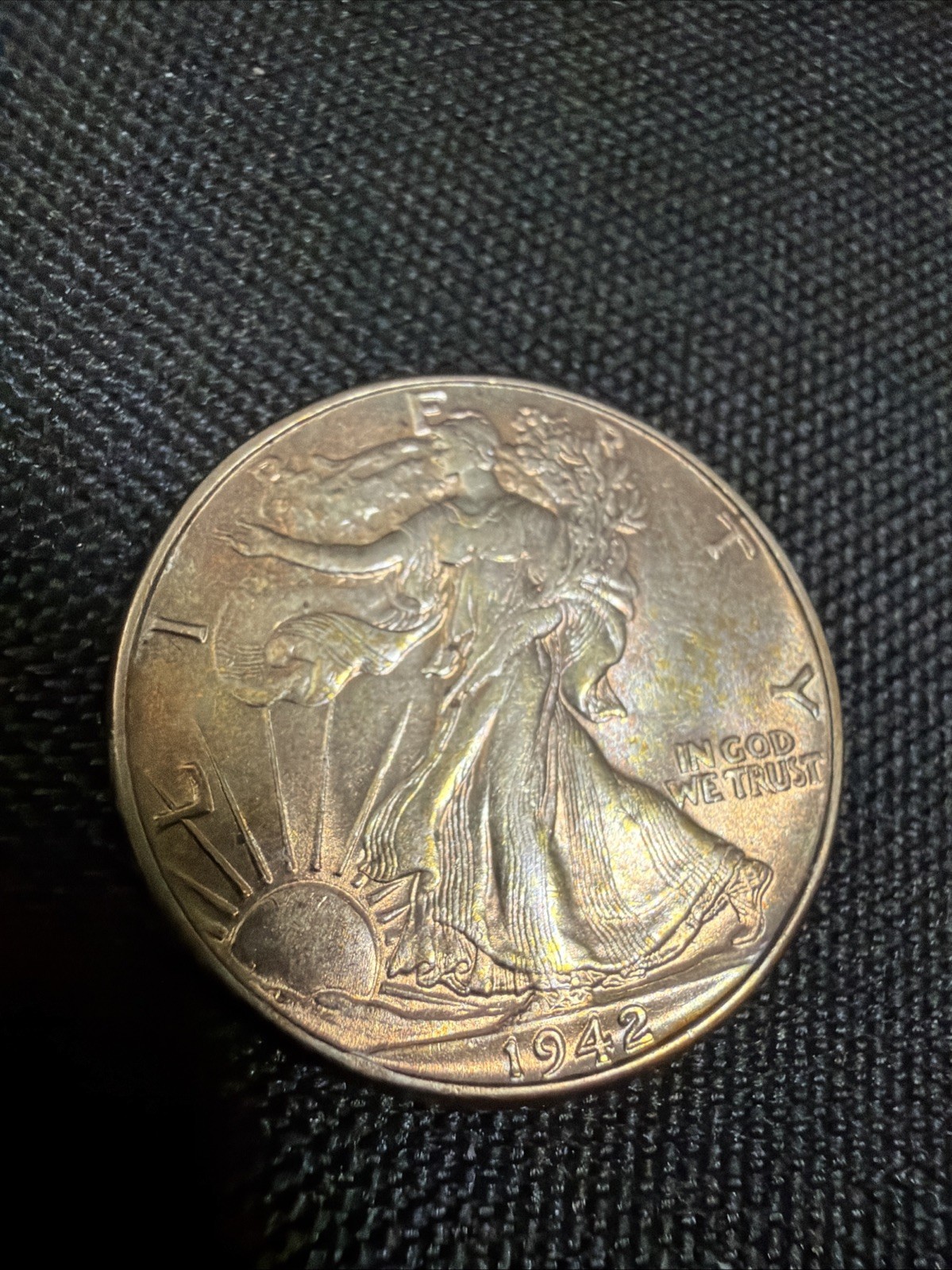 1942 P Walking Liberty Half Dollar BU UNCIRCULATED- 90% Silver - Nice Toning!