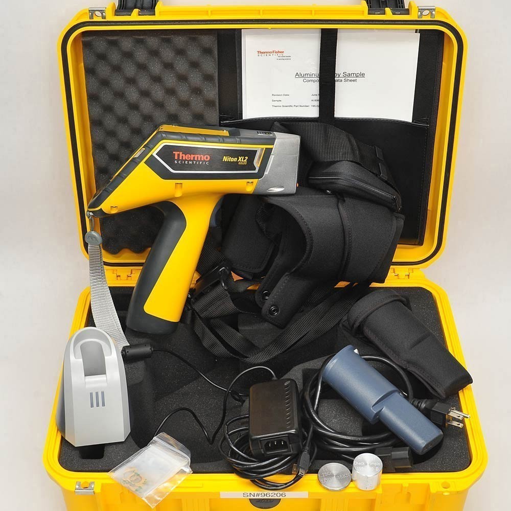 Thermo Niton XL2 980 Goldd XRF Analyzer w/ Case, Batteries, Charger, Holsters