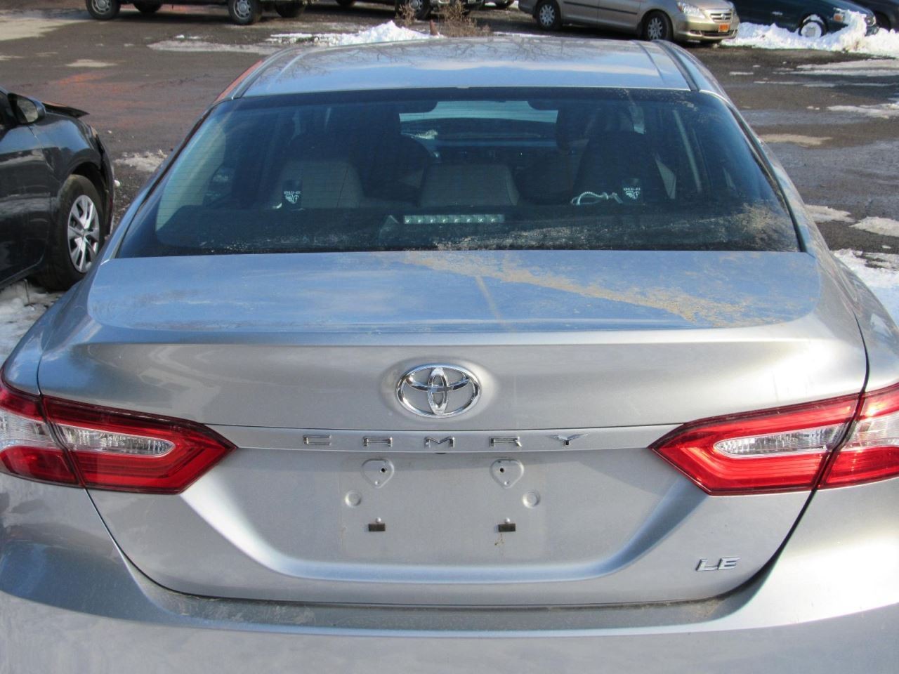 CAMRY 2018 Glove Box 1023058