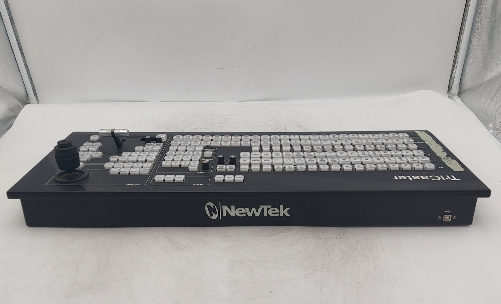 NewTek Tricaster XD860 Educational Control Surface System