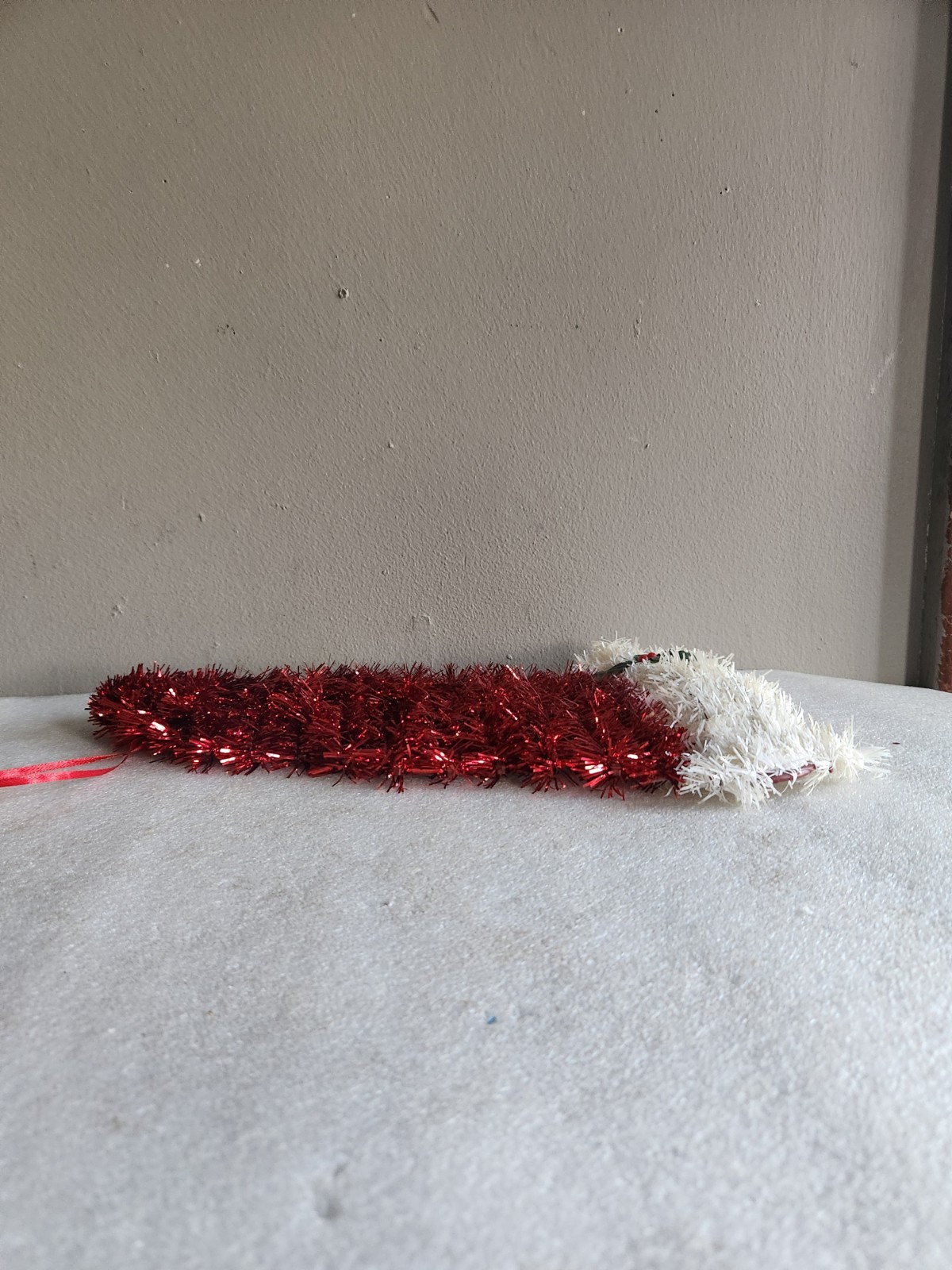 Tinsel Santa Claus Hat Decoration • Hanging • 13½"×9"