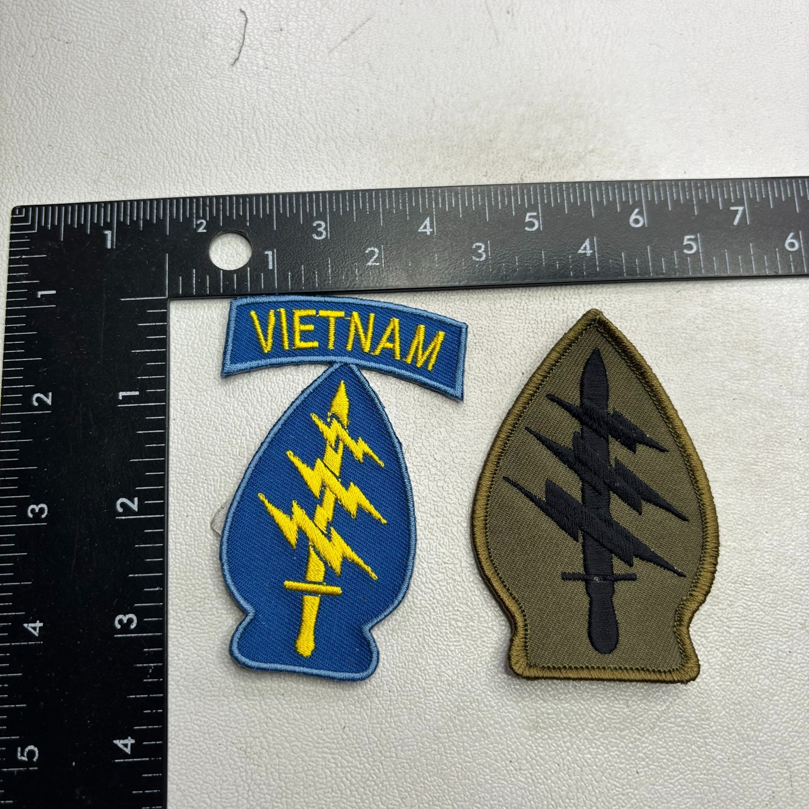Recent-Make 2 Patches US ARMY SPECIAL FORCES UNIT (Military, Vietnam) 60XV