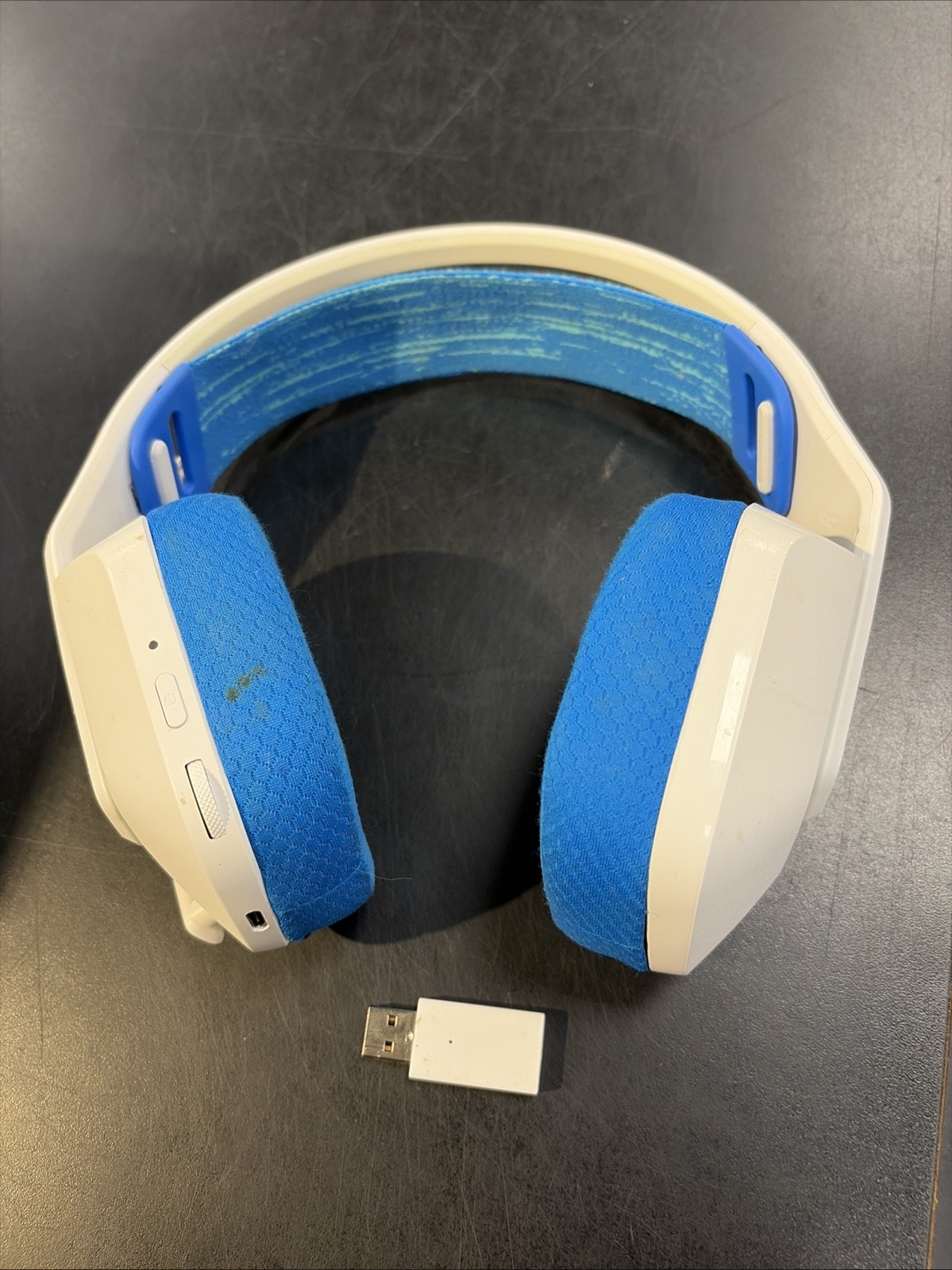 Logitech G535 Lightspeed Wireless Gaming Headset PC, PS4, PS5, USB White