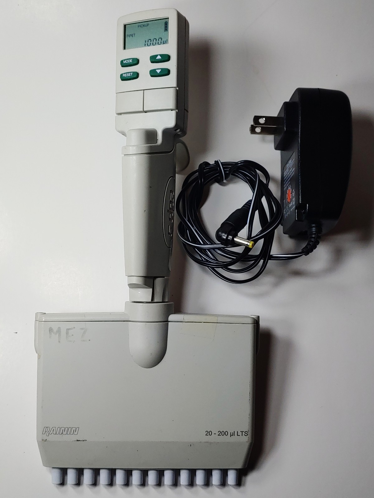 Rainin EDP3-Plus 100-1200uL LTS 12-Channel Electronic Pipette  Pipettor