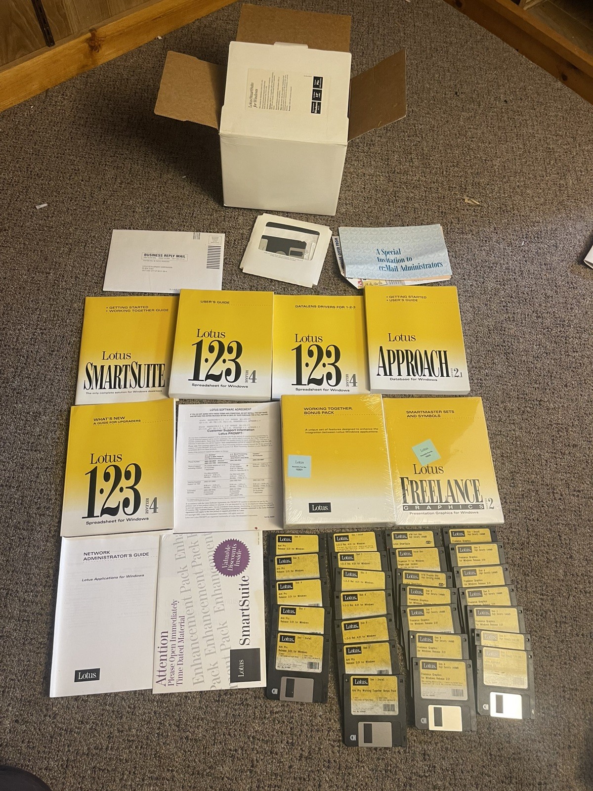 Vintage Lotus SmartSuite Release for Windows 3.0 or 3.1 - 3.5" Floppy Discs