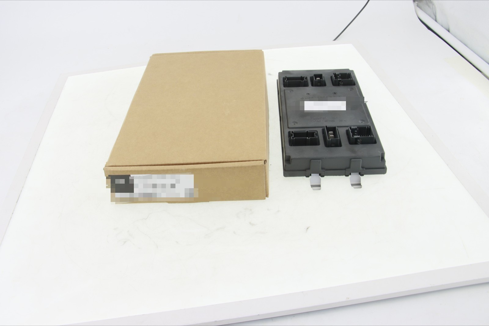 Front SAM Control Module Unit 1649004101 For Mercedes X164 W164 GL450 2006-2013