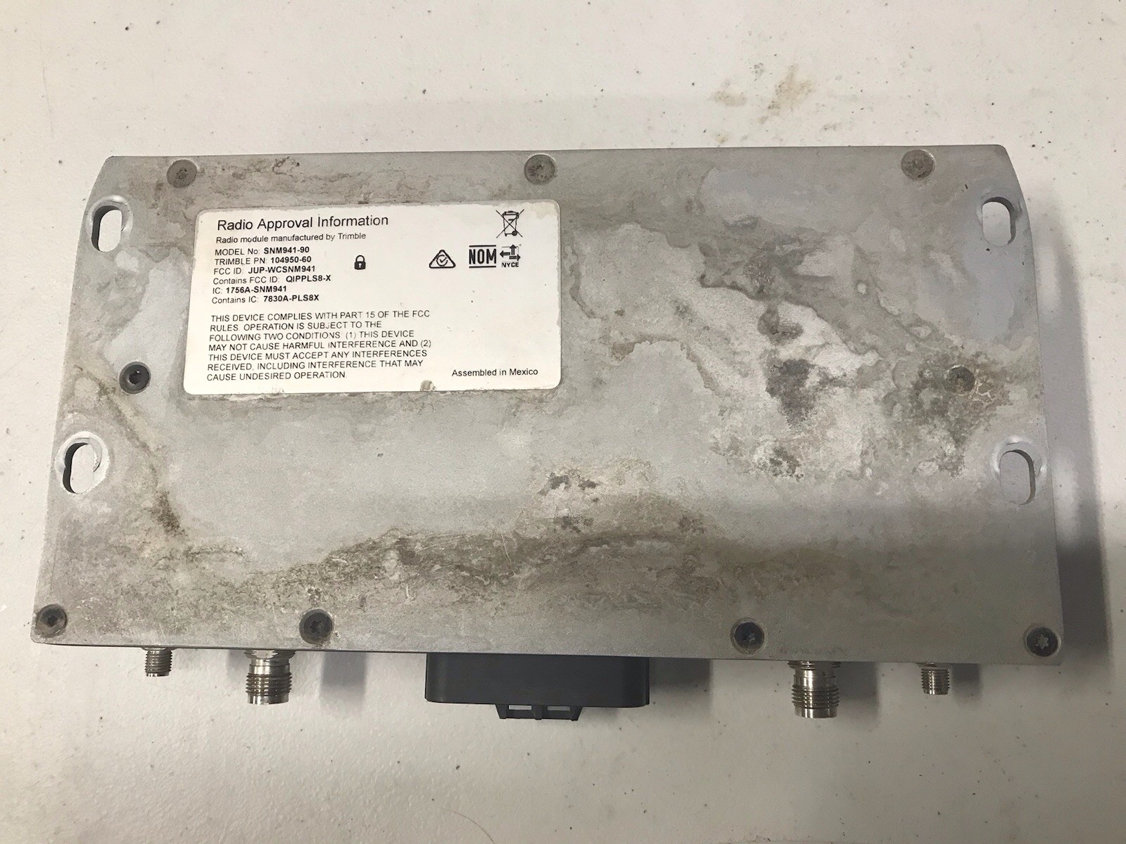 Trimble SNM941-90 Connected Site Gateway Modem
